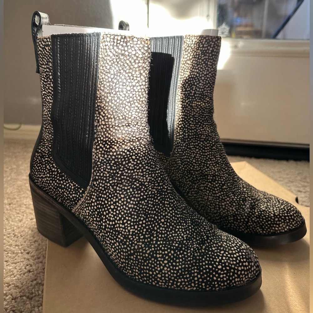 Camden Exotic Uggs